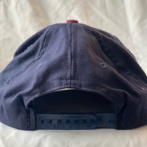 Mens SnapBack Hat - Picture 3 of 3